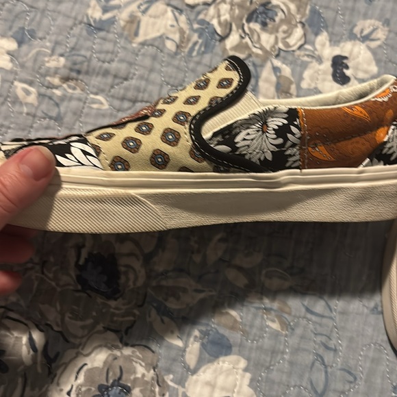 VANS Classic Slip-On Tiger Patchwork Shoes Size M4 / 5.5W Open to offers! - Picture 7 of 10